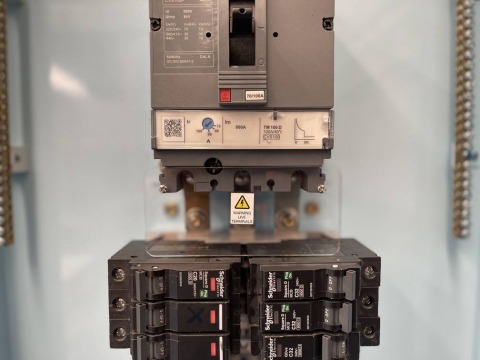  รับผลิตตู้คอนโทรล